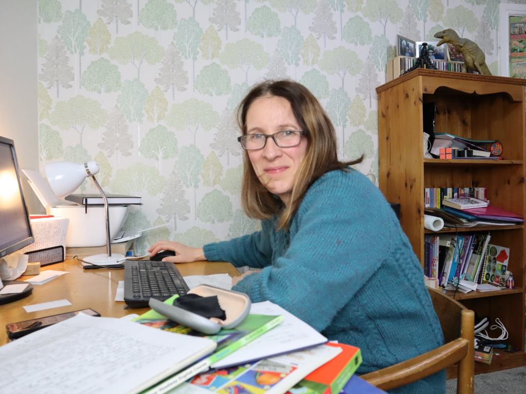 Author Ruth Darby making learning easier for beginners.